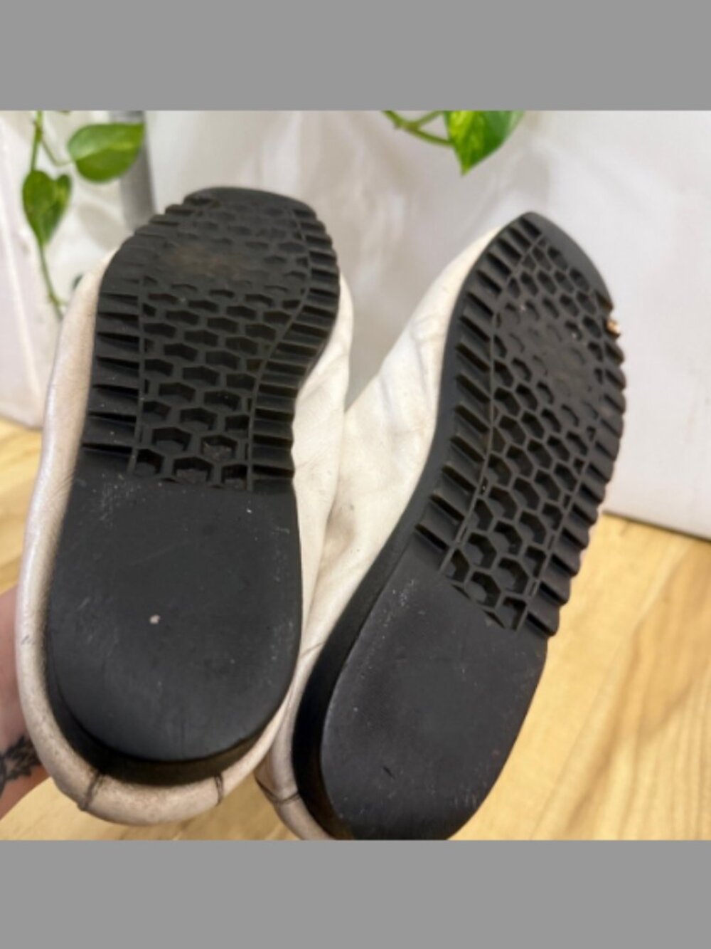 Active Air White Women's Loafers size 9 - Picture 3 of 10
